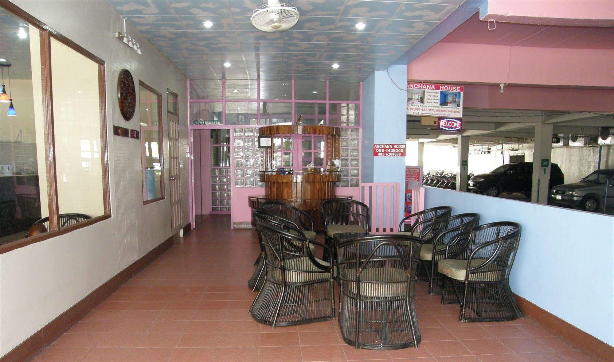 Anchana House Jomtien Beach Exterior photo
